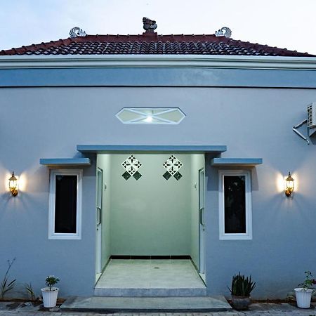 Sitiinggil Guest House Syariah Tegal  Dış mekan fotoğraf
