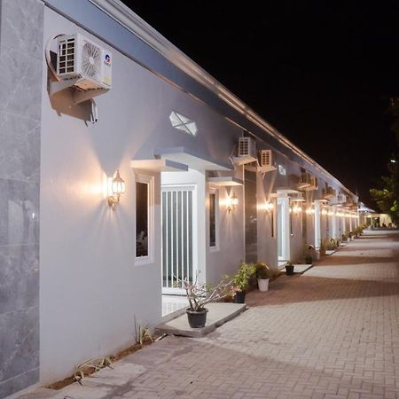 Sitiinggil Guest House Syariah Tegal  Dış mekan fotoğraf