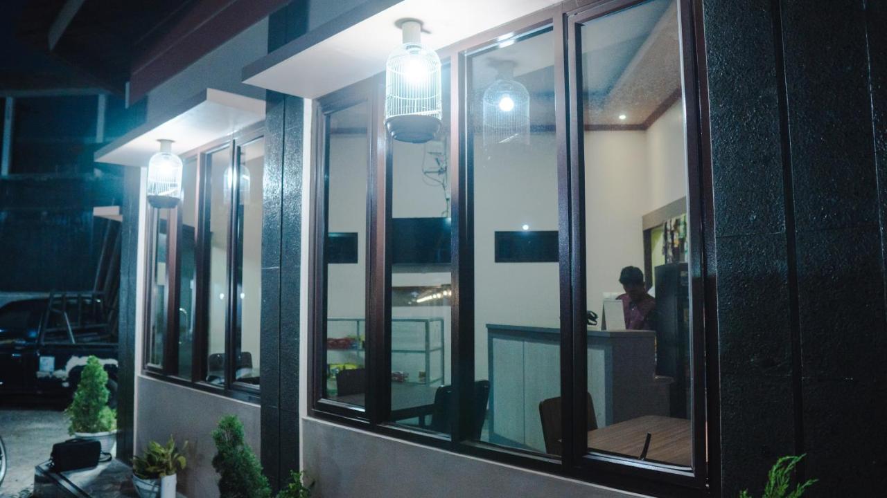 Sitiinggil Guest House Syariah Tegal  Dış mekan fotoğraf