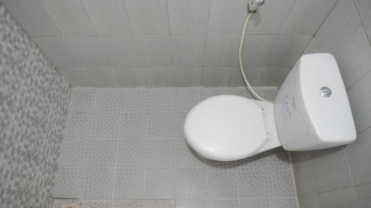 Sitiinggil Guest House Syariah Tegal  Dış mekan fotoğraf