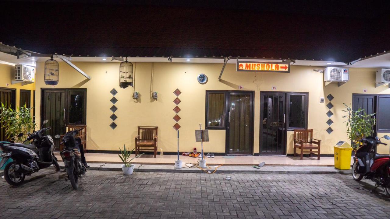 Sitiinggil Guest House Syariah Tegal  Dış mekan fotoğraf